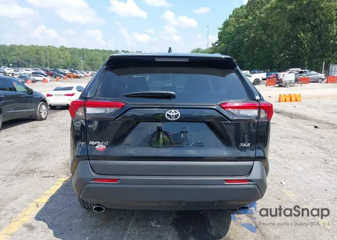 2024 Toyota Rav4 Xle z USA, uszkodzony, nr VIN 2T3W1RFV8RW309335